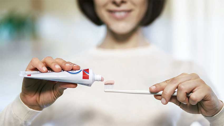 Complete-Protection-Toothpaste-bd.jpg?16