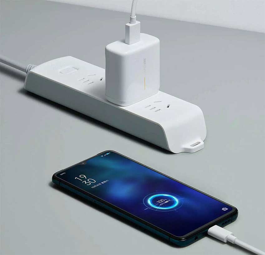 Oppo-65W-Power-Adapter-with-Cable-bd.jpg