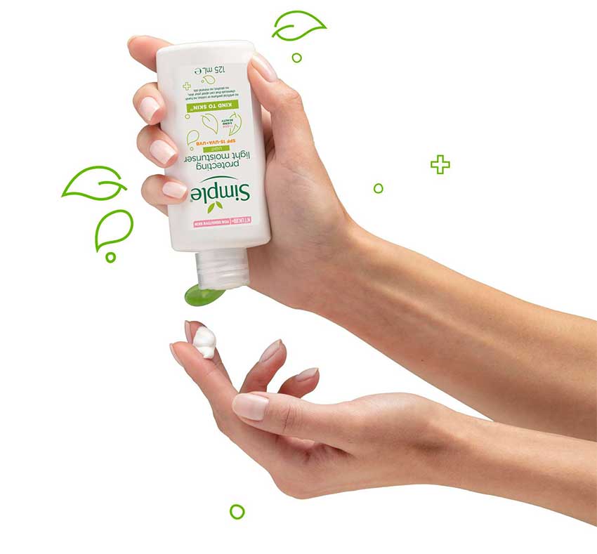 Simple-Protecting-Light-Moisturiser-bd.j