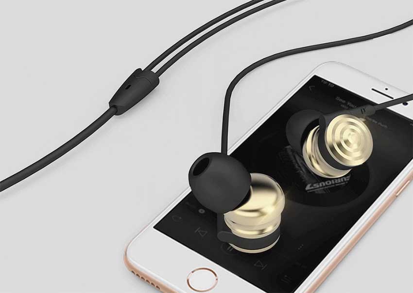 uiisii-7.jpg?1575454532918