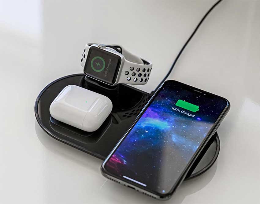 mophie%E2%80%99s-3-in-1-wireless-chargin