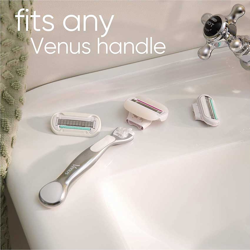 Gillette-Venus-ComfortGlide-Sugarberry-with-Olay-Razor-Blades_4.jpg?1677566957780