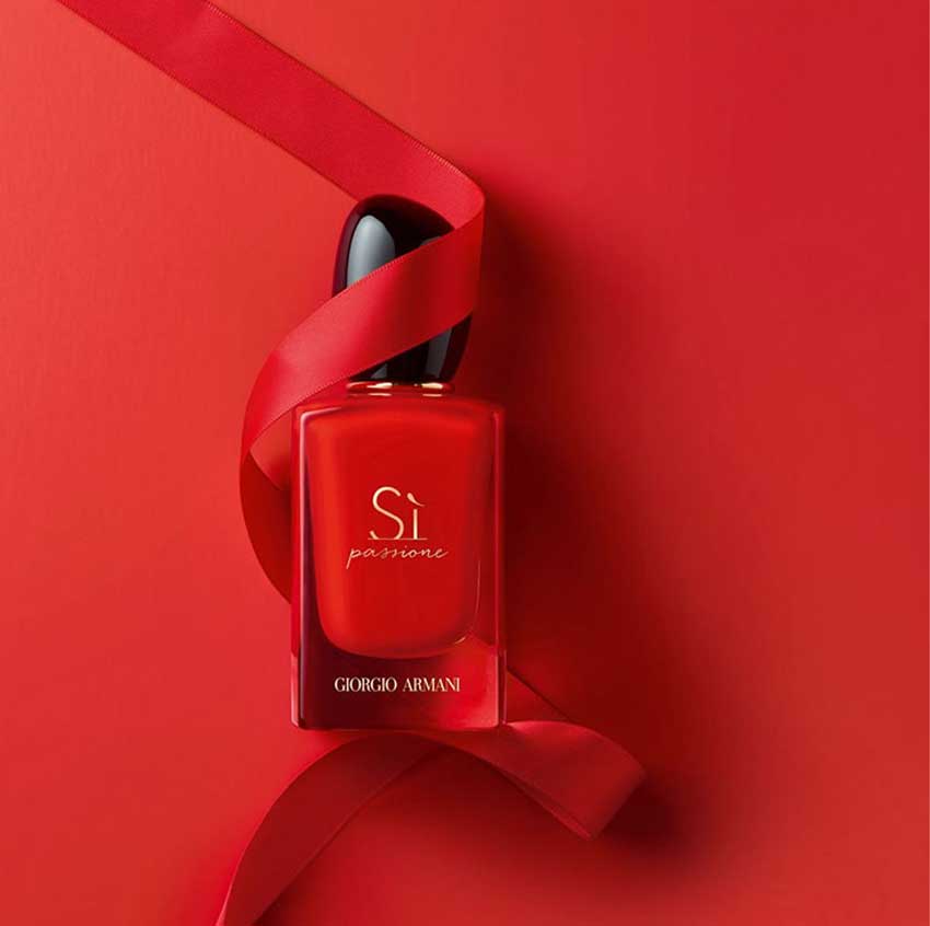 Giorgio-Armani-Si-Passione-Eau-De-Parfum.jpg?1674452041797