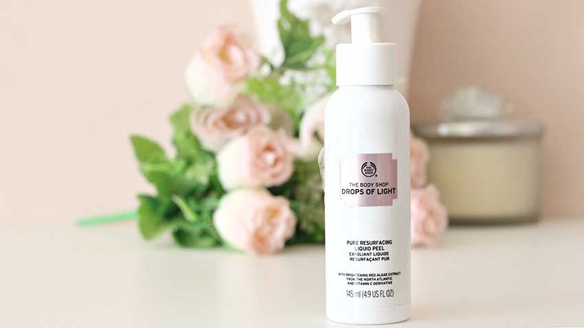 The-Body-Shop-Drops-of-Light-Pure-Resurf