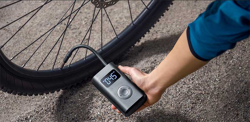 Xiaomi-Portable-Electric-Air-Compressor-1.jpg?1624962585284