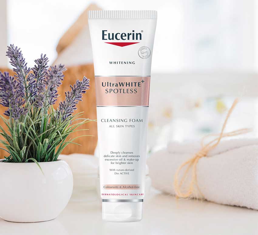 Eucerin-Ultra-White%2B-Spotless-Cleansin