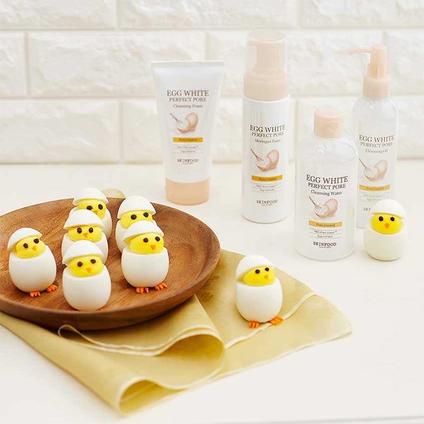 Skinfood-Egg-White-Perfect-Pore-Cleansing-Oil-200ml.jpg?1622542170059