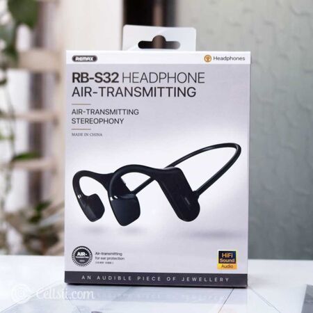 Remax RB-S32 Headphone Box Front part