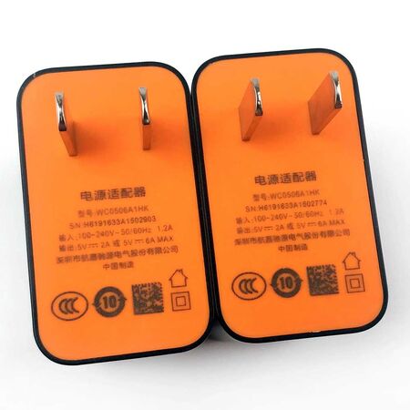 OnePlus McLaren 30W Warp Charge Adapter OnePlus McLaren 30W Warp Charge Adapter