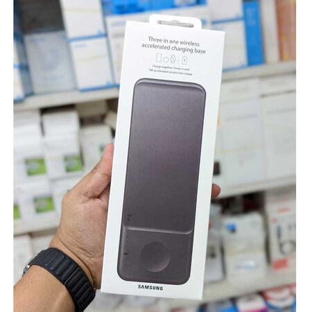 Samsung Three in One Wireless Accelerated Charging Base Box Packaging Samsung Three in One Wireless Accelerated Charging Base Box Packaging
