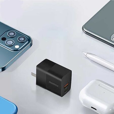 Momax One Plug 30W Dual-Port Charging Adapter