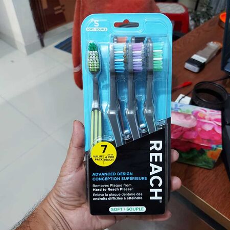 Listerine Reach Advanced Design Toothbrush