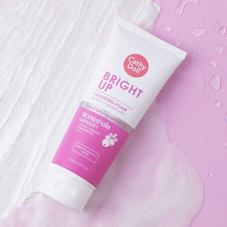Cathy Doll Bright Up Cleansing Foam 150ml