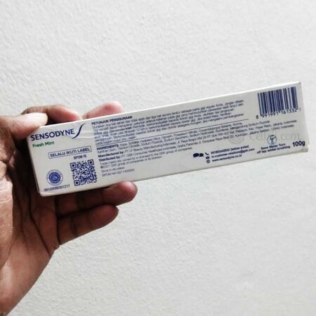 Sensodyne Fresh Mint Toothpaste 100g