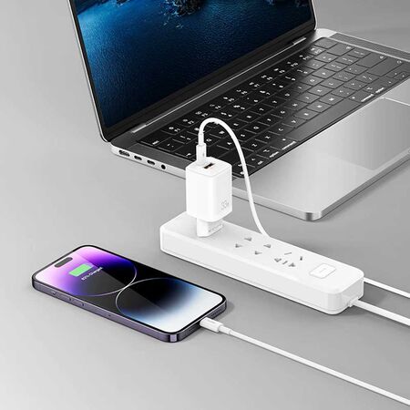 Recci RC60E  PD33W Fast Charger Recci RC60E  PD33W Fast Charger