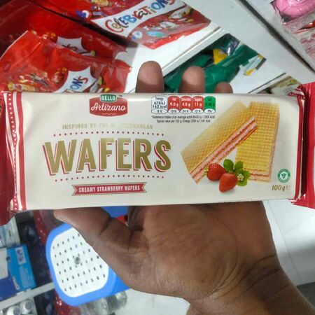 Bello Artizano Strawberry Wafers